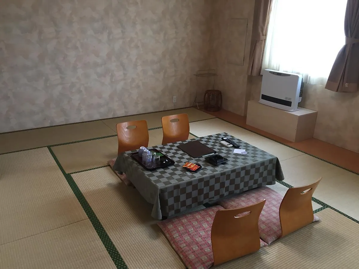 Kitamura Onsen Hotel Iwamizawa 2*,